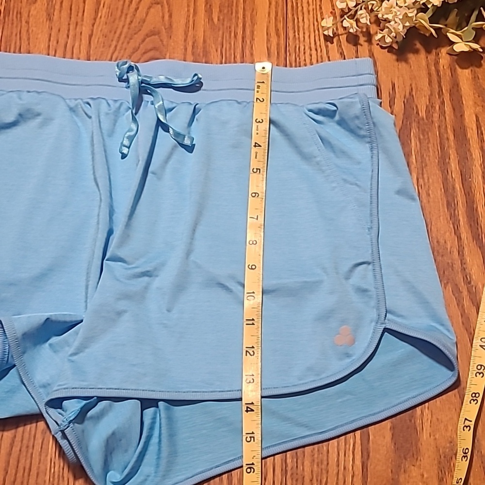 Tek Gear Athletic Shorts  - Ladies XL - Picture 6 of 10